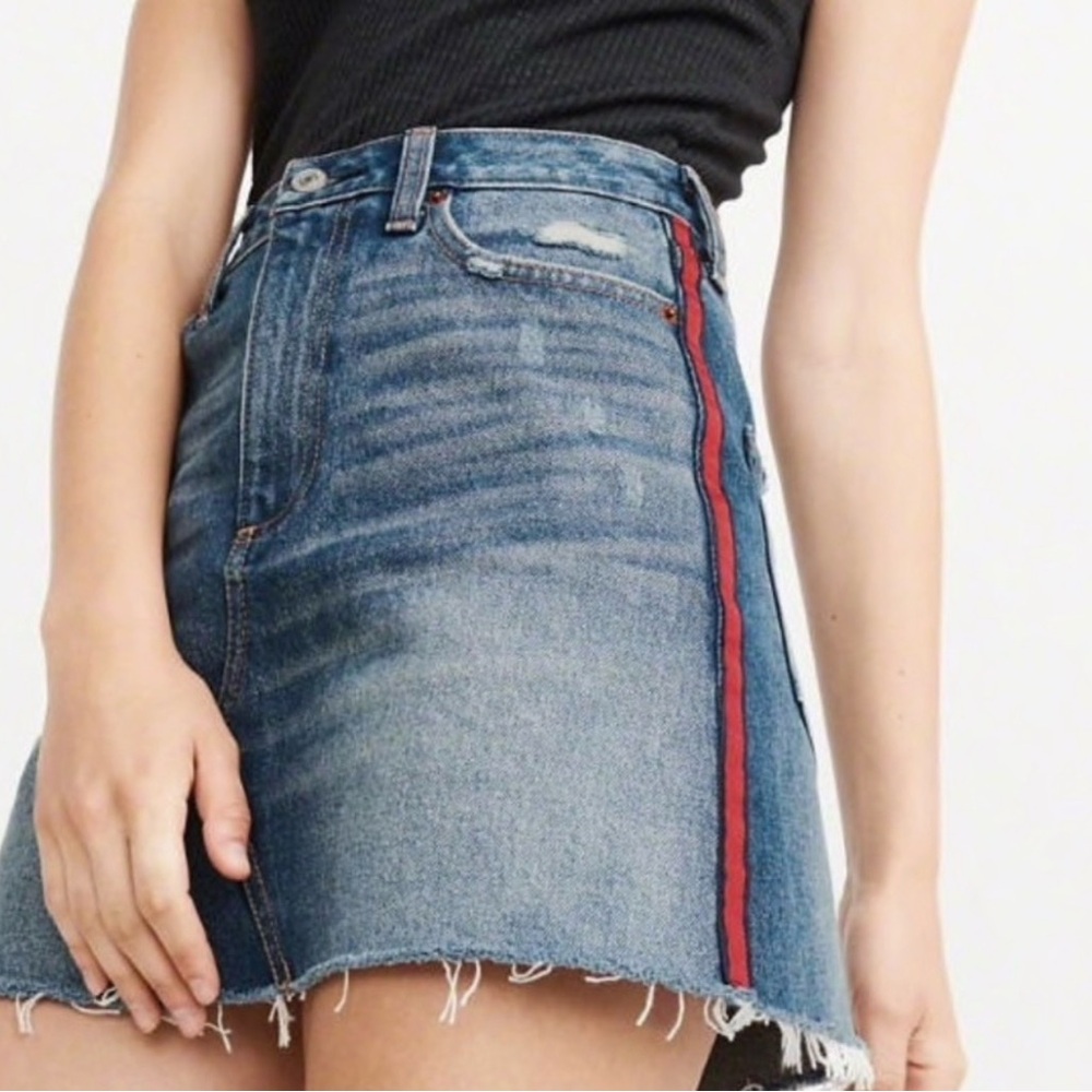 Abercrombie & Fitch Zoe Natural Waist Vintage A-Line Denim Mini Skirt 0 / 25